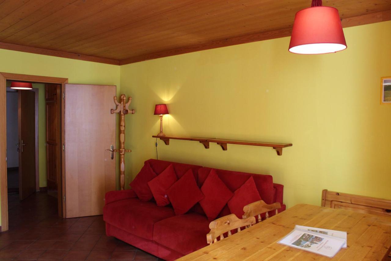 Aparthotel Residenze Sonnenschein Casa Rossa Villabassa Zewnętrze zdjęcie