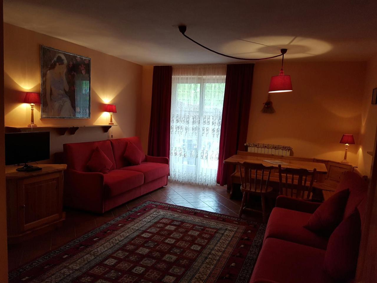 Aparthotel Residenze Sonnenschein Casa Rossa Villabassa Zewnętrze zdjęcie